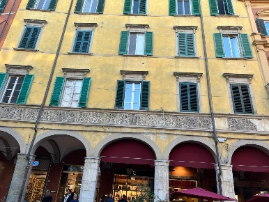 Foto Appartamento a Pisa Santa Maria di 140 m² con 5 locali in affitto