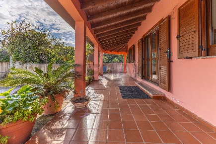 Foto Casa indipendente in S.V. Crabulazzi 62, Sassari Buddi Buddi di 224 m²