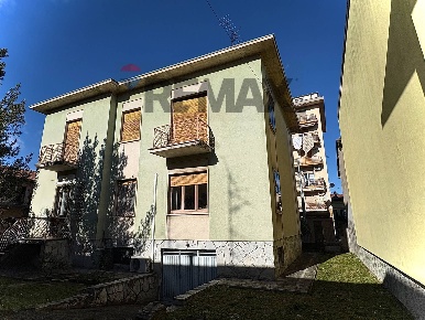 Foto Case semi ndipendenti in VIA PADRE DANIELE 31, Samarate San Macario