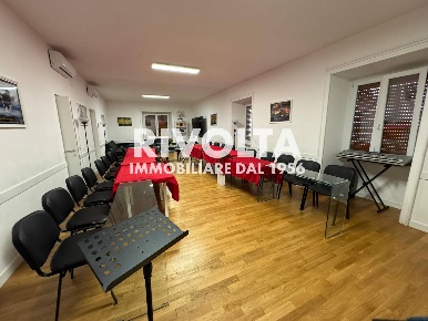 Foto Ufficio in Via Pavia, Roma Policlinico di 140 m² con 4 locali