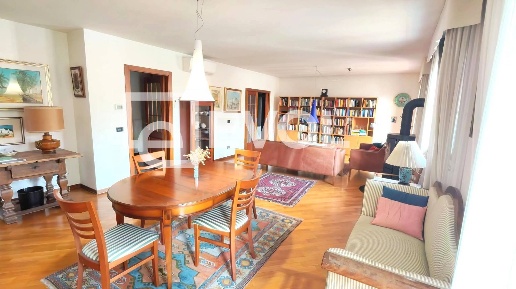 Foto Appartamento in Via Sistiana 2, Udine Viale Trieste di 166 m²