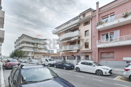 Foto Appartamento in via botticelli 19, Pescara di 50 m² con 2 locali
