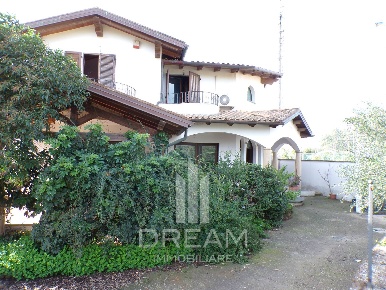 Foto Villa unifamiliare in via Perda Lada, Decimoputzu di 246 m² in vendita