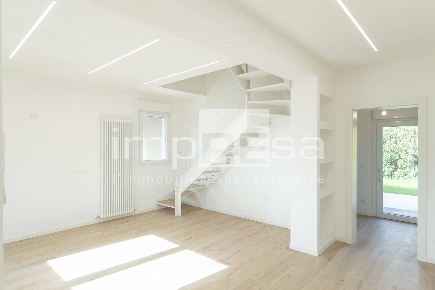 Foto Casa indipendente in Via Piave 0, Fiume Veneto Centro di 90 m²