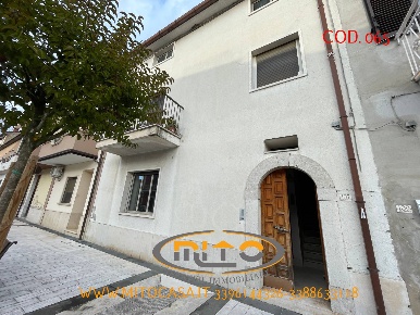 Foto Casa indipendente in VIA GARIBALDI 107, Telese Terme di 230 m²