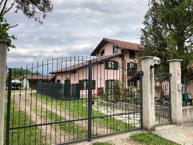 Foto Case indipendenti in Via Piana 4, Barbania di 120 m² con 5 locali
