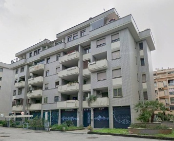 Foto Attività commerciale in Via Isole Samoa, Roma Ostia Ponente di 61 m²