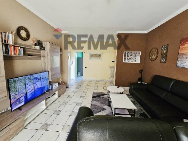 Foto Appartamento in VIA IV NOVEMBRE 4, Lonate Pozzolo Centro di 104 m²