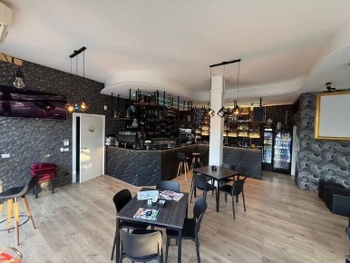 Foto Bar a Sommacampagna Centro di 80 m² con 1 locali in vendita