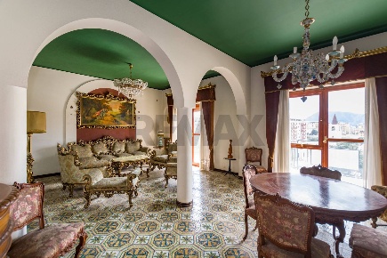 Foto Appartamento in Via Mongerbino 23, Palermo Giotto Galilei - Palagonia