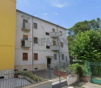 Foto Appartamento in Piazza Achille Ricciardi, Sulmona Centro di 85 m²