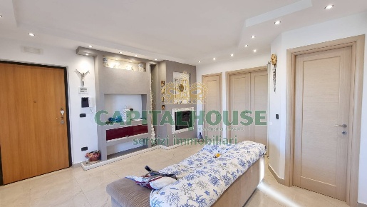 Foto Attico a Macerata Campania Centro di 92 m² con 3 locali in vendita