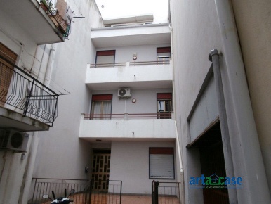 Foto Appartamento in Via polveriera, Messina Bisconte - San Luigi di 81 m²