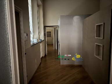 Foto Ufficio in Via Pietro Torrigiani, Parma Centro Storico di 90 m²