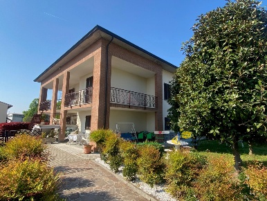 Foto Villa unifamiliare in Via Ottavio Ricci 20, Fontanellato Ponte Gambino