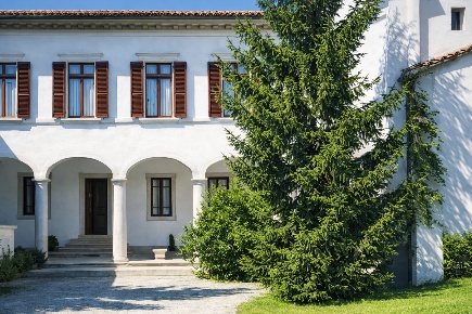 Foto Villa unifamiliare a Arena Po Centro di 409 m² con 14 locali