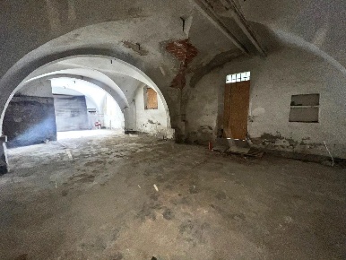 Foto Laboratorio a Montelupo Fiorentino Centro di 100 m² con 1 locali