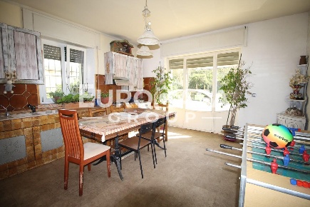 Foto Appartamento a Lucca Balbano di 168 m² con 7 locali in vendita