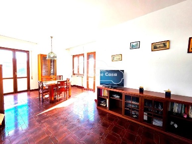 Foto Appartamento a Capannori Lammari - Lunata di 131 m² con 5 locali