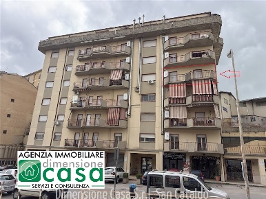 Foto Appartamento in Via Vassallo Ernesto 26, Caltanissetta Centro di 91 m²