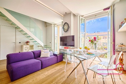 Foto Appartamento in Via Alzaia Naviglio Pavese, Milano di 80 m² in vendita