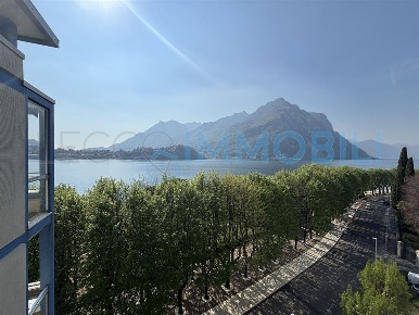 Foto Appartamento in lungolario cadorna, Lecco Lungolago di 123 m²