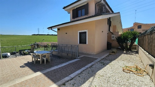 Foto Villa unifamiliare in via Francesco Borromini, Guidonia Montecelio