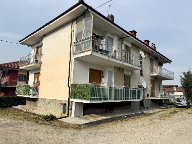 Foto Appartamento in Via Cave 65, Bagnolo Piemonte Centro di 103 m²
