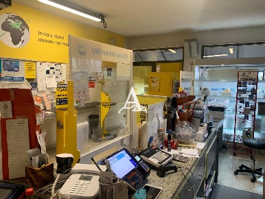 Foto Attività commerciale a Cerea Centro di 60 m² con 2 locali in vendita