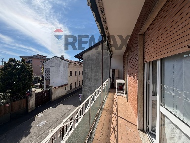 Foto Appartamento in via ferrara 4, Legnano di 90 m² con 3 locali