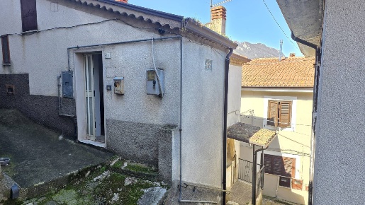 Foto Case semi ndipendenti in Vico Melfitana, Montemarano di 50 m²