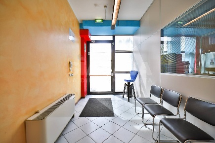 Foto Capannone industriale a Agrate Brianza di 1028 m² in vendita