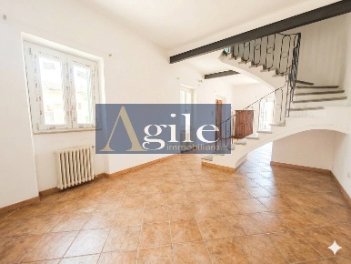 Foto Appartamento in via palazzo, Colonnella di 140 m² con 6 locali