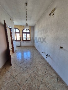 Foto Appartamento in Via Mantova 175, Cerea Centro di 148 m² con 4 locali