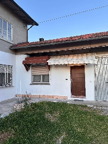 Foto Villa a schiera in Via Spinazzino, Ferrara San Bartolomeo di 58 m²