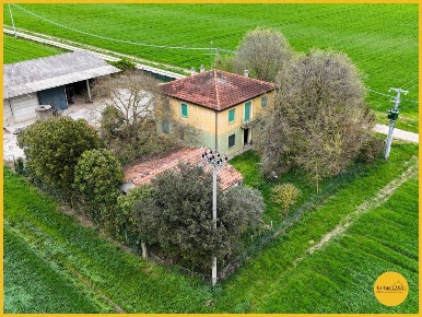 Foto Casa indipendente in Via Fiume vecchio 231, Molinella di 291 m²