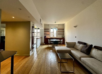 Foto Appartamento in Via Enrico Stendhal 66, Milano di 65 m² con 2 locali