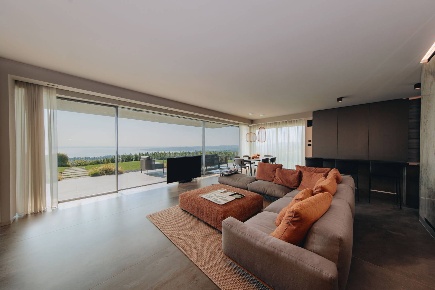 Foto Appartamento in Via Giovanni Metelli 102, Padenghe sul Garda di 310 m²