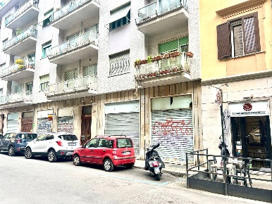 Foto Negozio in via Ormea 67, Torino San Salvario - Dante di 125 m²