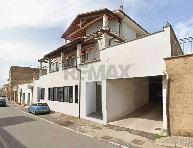 Foto Rustico in Via Aldo Moro 91, Ischia di Castro di 58 m² con 2 locali