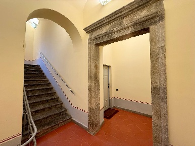 Foto Appartamento in Via Farini, Orbetello Centro di 85 m² con 5 locali