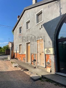 Foto Appartamento in Via Marconi 100, Minerbe Centro di 54 m² con 2 locali