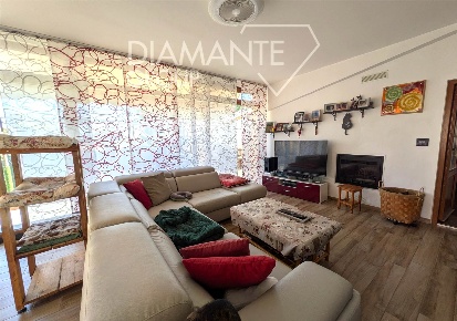 Foto Villa a schiera a Castiglione del Lago Petrignano di 150 m² in vendita
