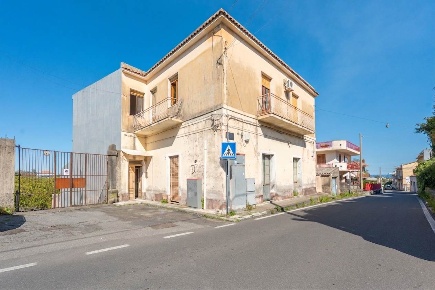 Foto Casa indipendente in via guardia stazzo 41, Acireale di 310 m²