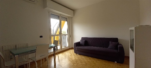 Foto Appartamento in Via maffei 10, Milano Montenero di 65 m² con 2 locali