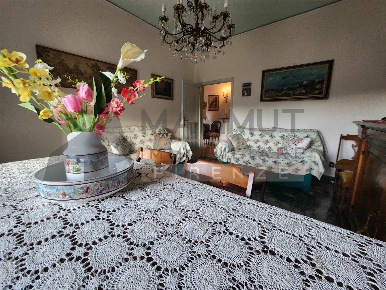 Foto Appartamento a Impruneta Tavarnuzze di 100 m² con 4 locali in vendita