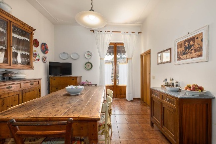 Foto Appartamento a Poggibonsi Centro di 135 m² con 8 locali in vendita
