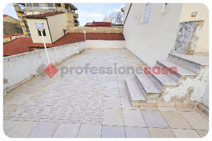 Foto Appartamento a Livorno Piazza Roma - Borgo Cappuccini di 158 m²