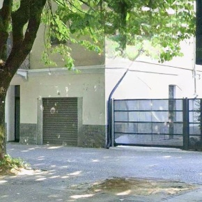 Foto Negozio in Via Dante 6, Lodi Braila, Stazione di 125 m² con 3 locali