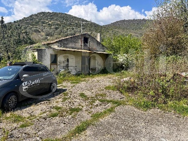 Foto Casa indipendente in Progresso, Piana di Monte Verna Centro di 165 m²